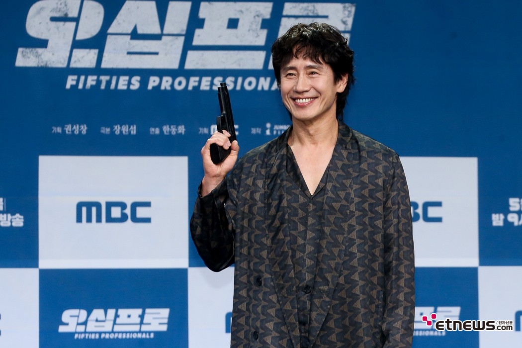[ET포토] 신하균, '강렬한 인상'