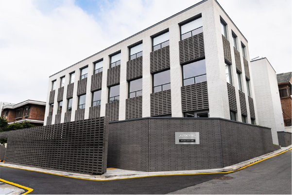 서울 삼성동에 위치한 아우토크립트 '피지컬 AI 보안연구센터' 전경