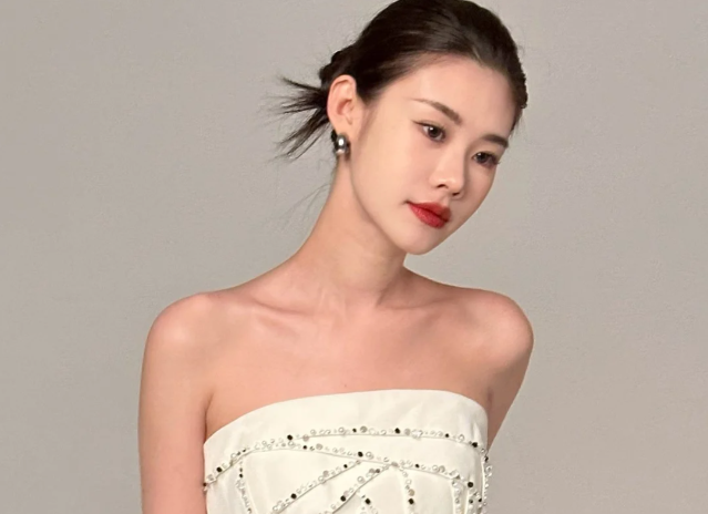 중국의 유명 뷰티 크리에이터가 소속사와의 갈등으로 긴 공백을 가진 뒤 돌아오자마자 폭발적인 반응을 얻고 있다. 사진=SCMP