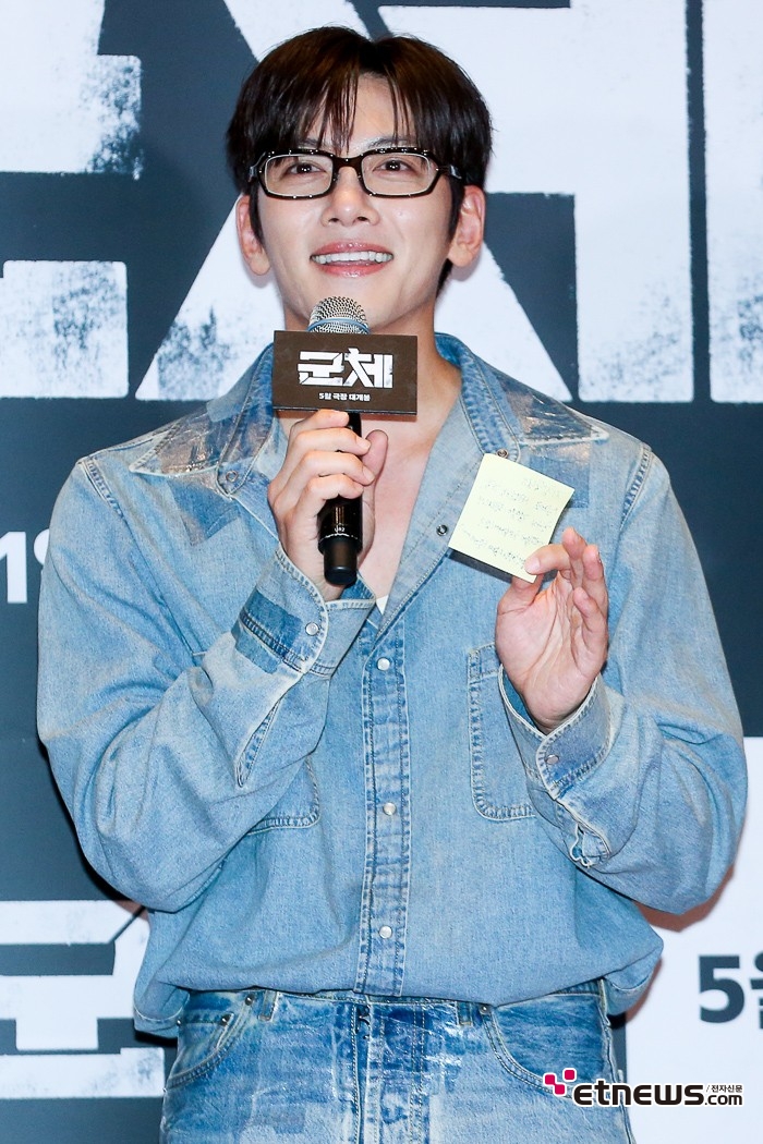 [ET포토] 지창욱, '좀비 만나면 도망쳐요'