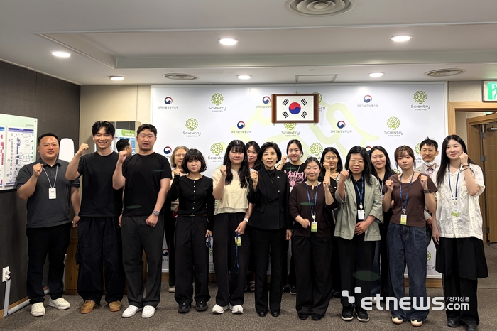 국립대구과학관이 청년 일경험 지원사업을 운영한다.