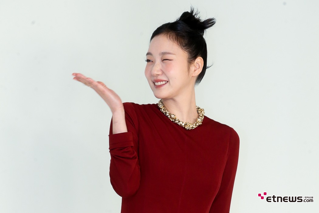 [ET포토] 김고은, '귀엽게 손키스'