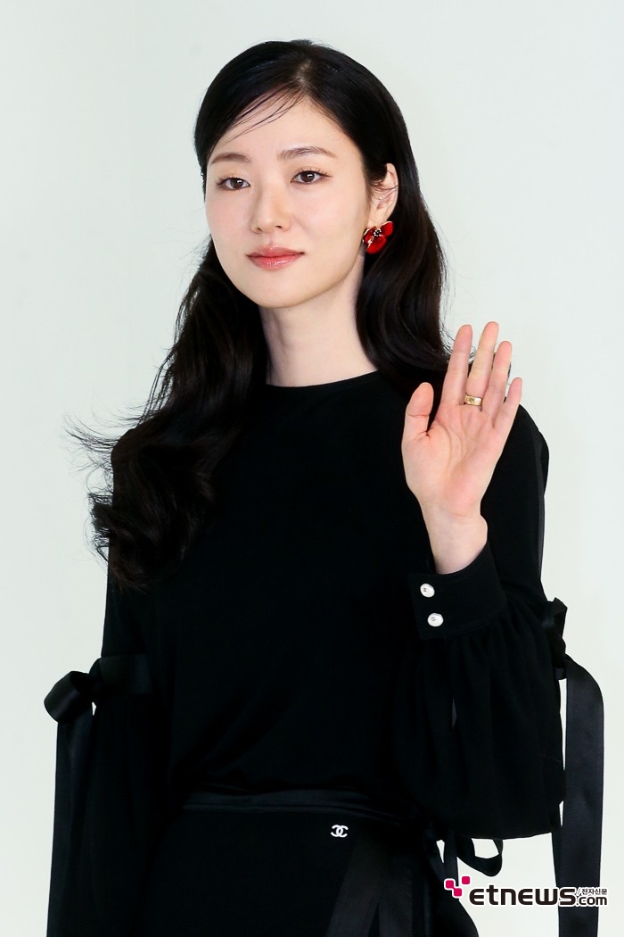 [ET포토] 전여빈, '끌어올린 매력'
