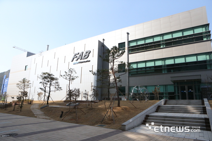 DGIST 차세대센서·반도체연구소 FAB 건물 전경