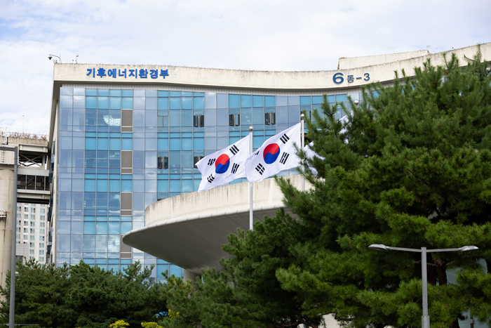 재생열 전환 속도낸다…기후부, 히트펌프 보급 확대 위해 지자체 역량 강화