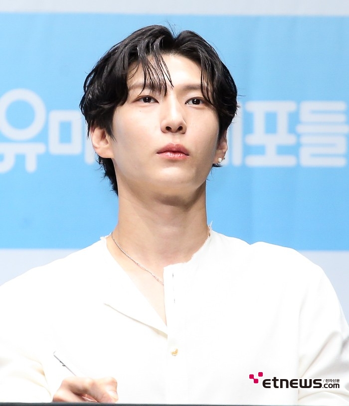 [ET포토] 정택운, 샤프한 인상'