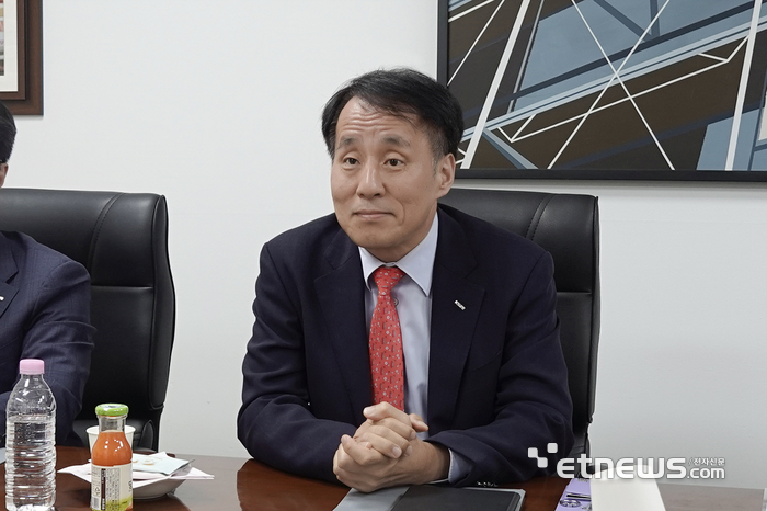 장영진 무보 사장