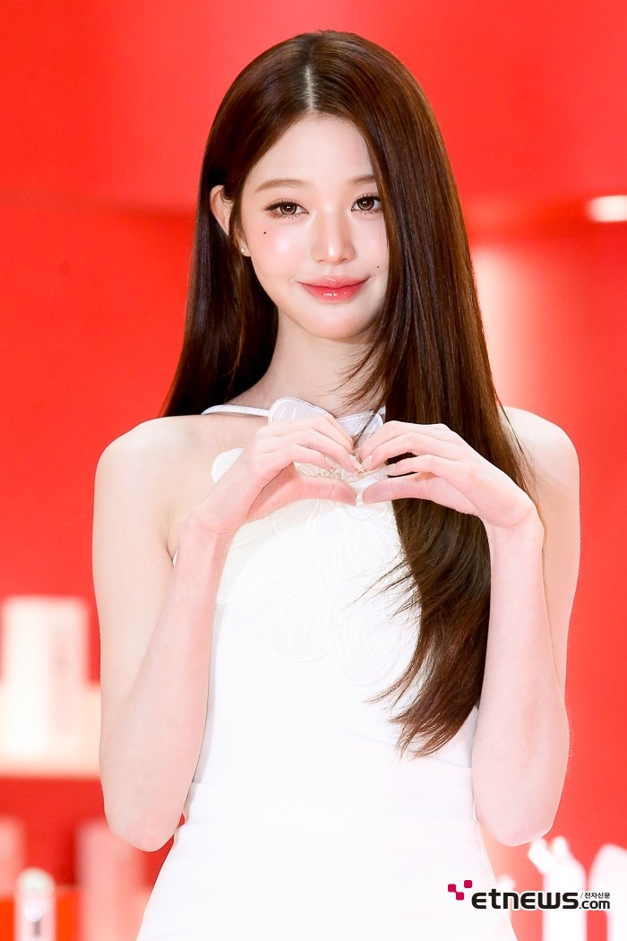 [ET포토] 아이브 장원영, '자체발광'