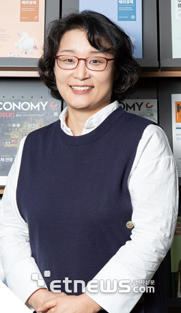 김윤지