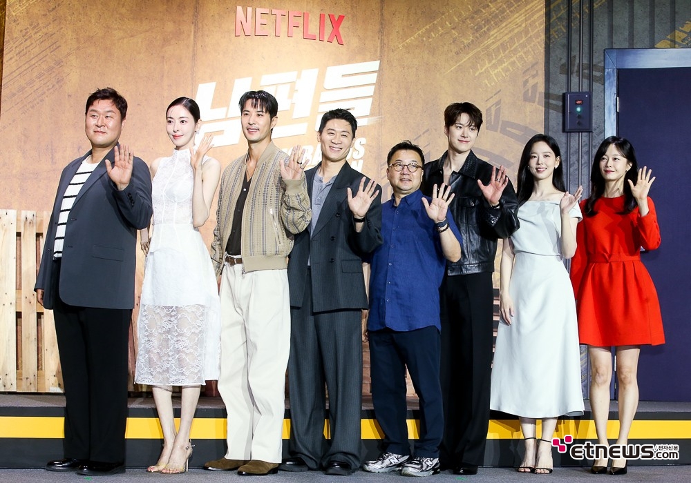[ET포토] 넷플릭스 영화 남편들을 만든 사람들