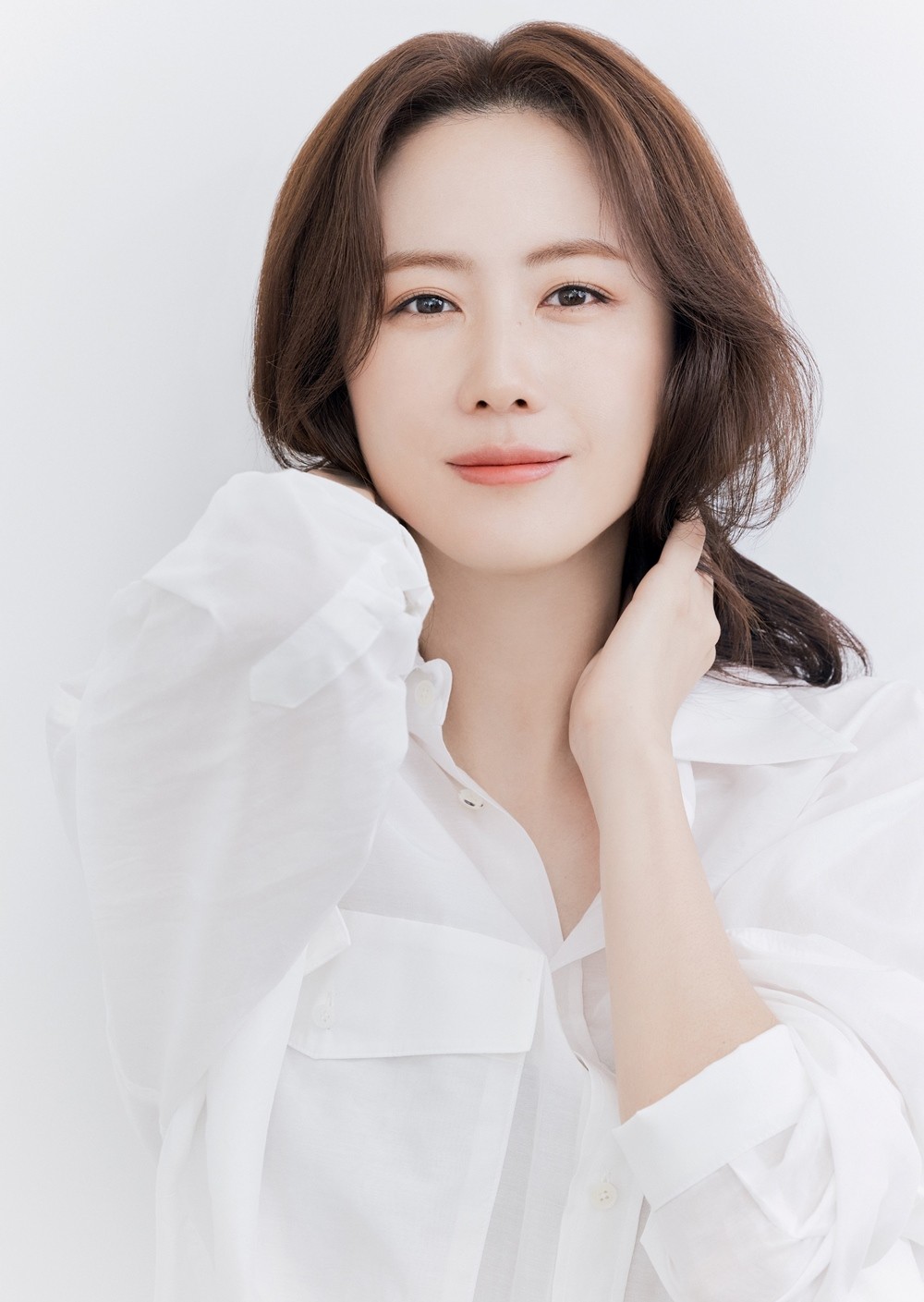 홍은희, 비웨이브 '1호 배우'...새로운 출발 - 뉴스 썸네일 이미지