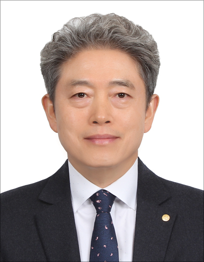 한국광융합기술연구조합 신임 이사장으로 선임된 정창윤 옵토네스트 대표.