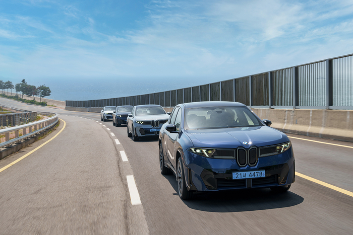 더 뉴 BMW iX3