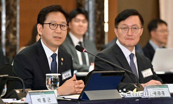 [포토] 인사말하는 배경훈 부총리 겸 과기정통부 장관
