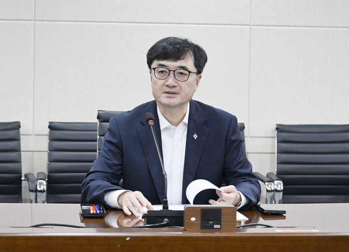 임기근 기획예산처 차관이 19일 서울 중구 한국재정정보원에서 열린 '재정운용 분야 정상화 전담반 2차 회의'에서 발언하고 있다. 연합뉴스