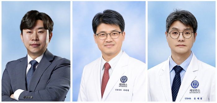 (왼쪽부터) 손낙훈 계명대 통계학과 교수,  유태현·윤해룡 연세대 의과대학(세브란스) 교수.