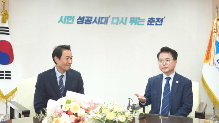 우상호·육동한 첫 회동, 춘천 미래성장 사업 협력체계 강화