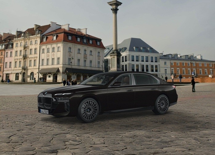 BMW 7시리즈 네로 루쏘 에디션.
