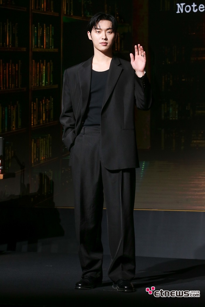 [ET포토] 최현욱, '신비로운 인물'