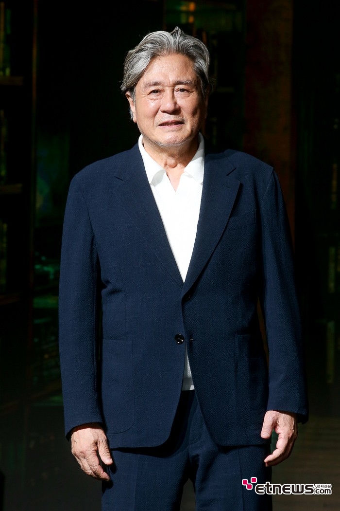 [ET포토] 최민식, 압도하는 카리스마'