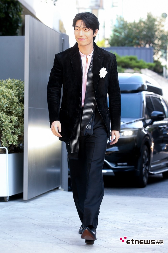 [ET포토] 위하준, '부티나는 패션'