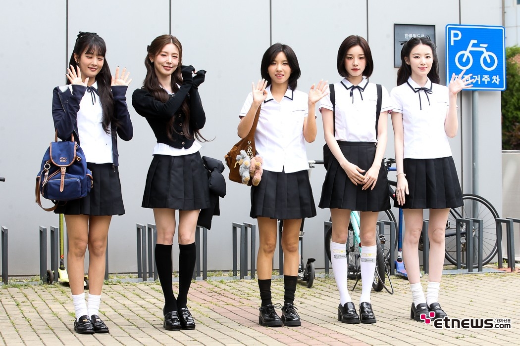 [ET포토] 아이들, '아는형님에 완전체로 출연'