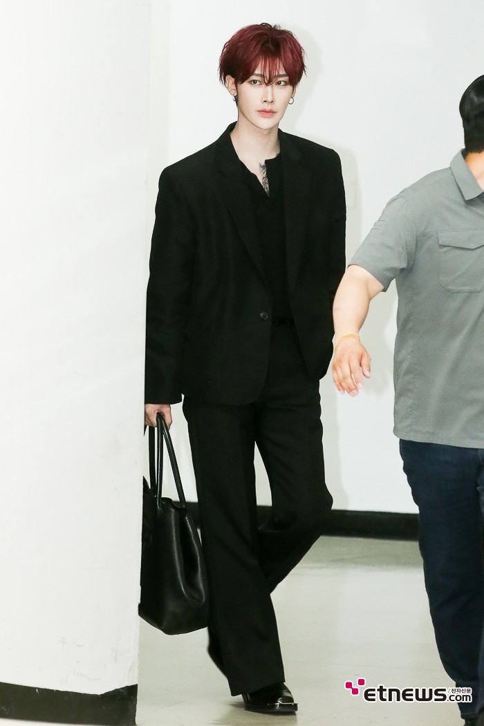 [ET포토] 앤더블 리키, '클래식 패션 매니아'