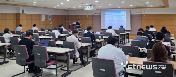 DMI가 EMC 광역단체 특화 기술교육을 진행하고 있다.