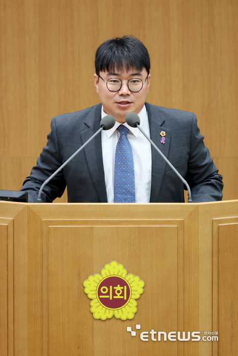 유호준 경기도의회 여성가족평생교육위원회 의원.