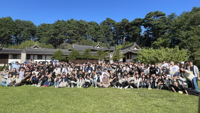 상명대 공간환경학부 답사 단체 사진. (사진=상명대)