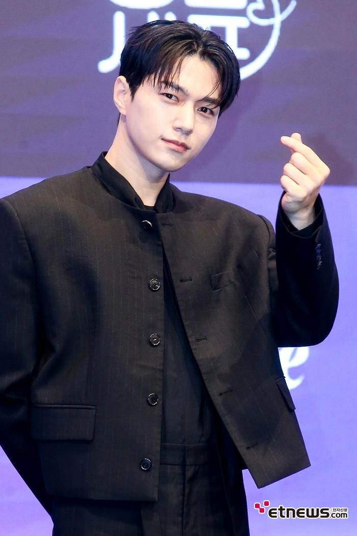 [ET포토] 김명수, '치명적인 눈맞춤'