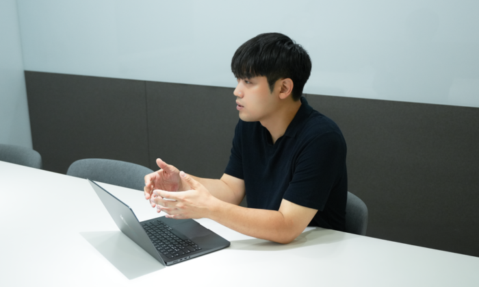 최성준 엘파인드 팀장이 엘박스 본사에서 취재진과 인터뷰하고 있다.(제공: 엘파인드)