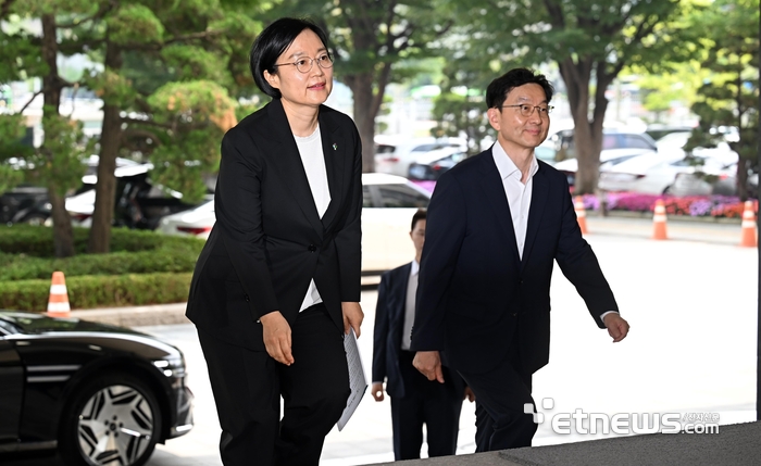 [포토] 제50대 국무총리 취임한 한성숙