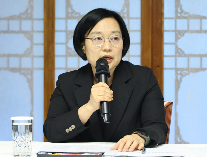 한성숙 국무총리가 지난 5일 서울 종로구 삼청동 총리공관에서 열린 고위당정협의회에서 발언하고 있다. (사진=연합뉴스)