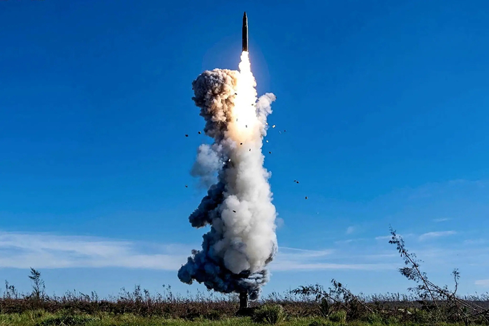 중국군이 지난 2024년 9월 발사한 대륙간탄도미사일(ICBM). 사진=Chinese People's Liberation Army News and Communication Center