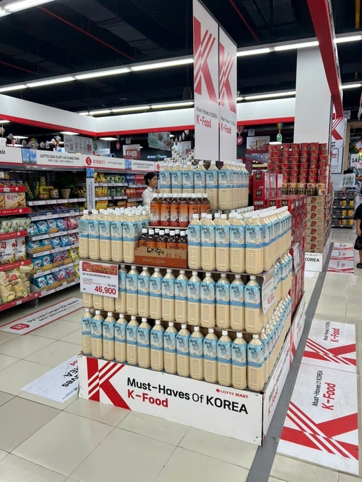 아침햇살 베트남 현지 매대 이미지. 〈자료 웅진식품〉