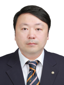 최선은 닥터오레고닌 대표