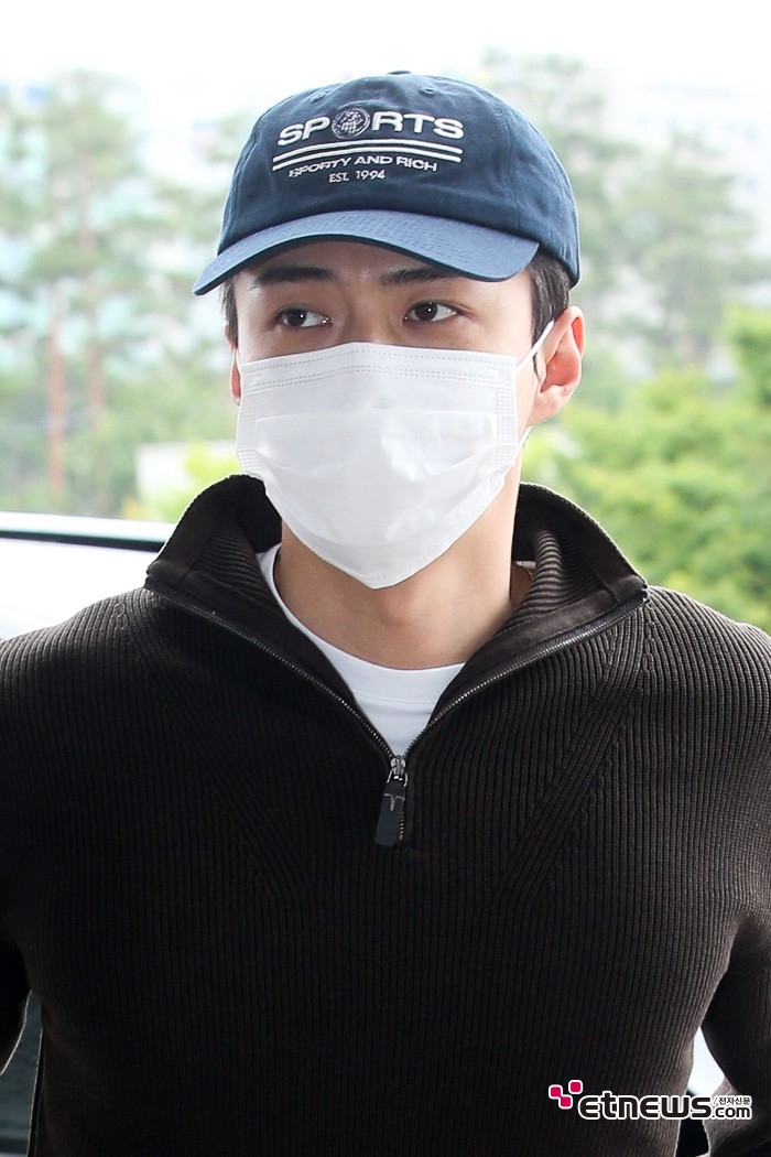 [ET포토] 엑소 세훈, '마스크 뚫고 나오는 잘생김'