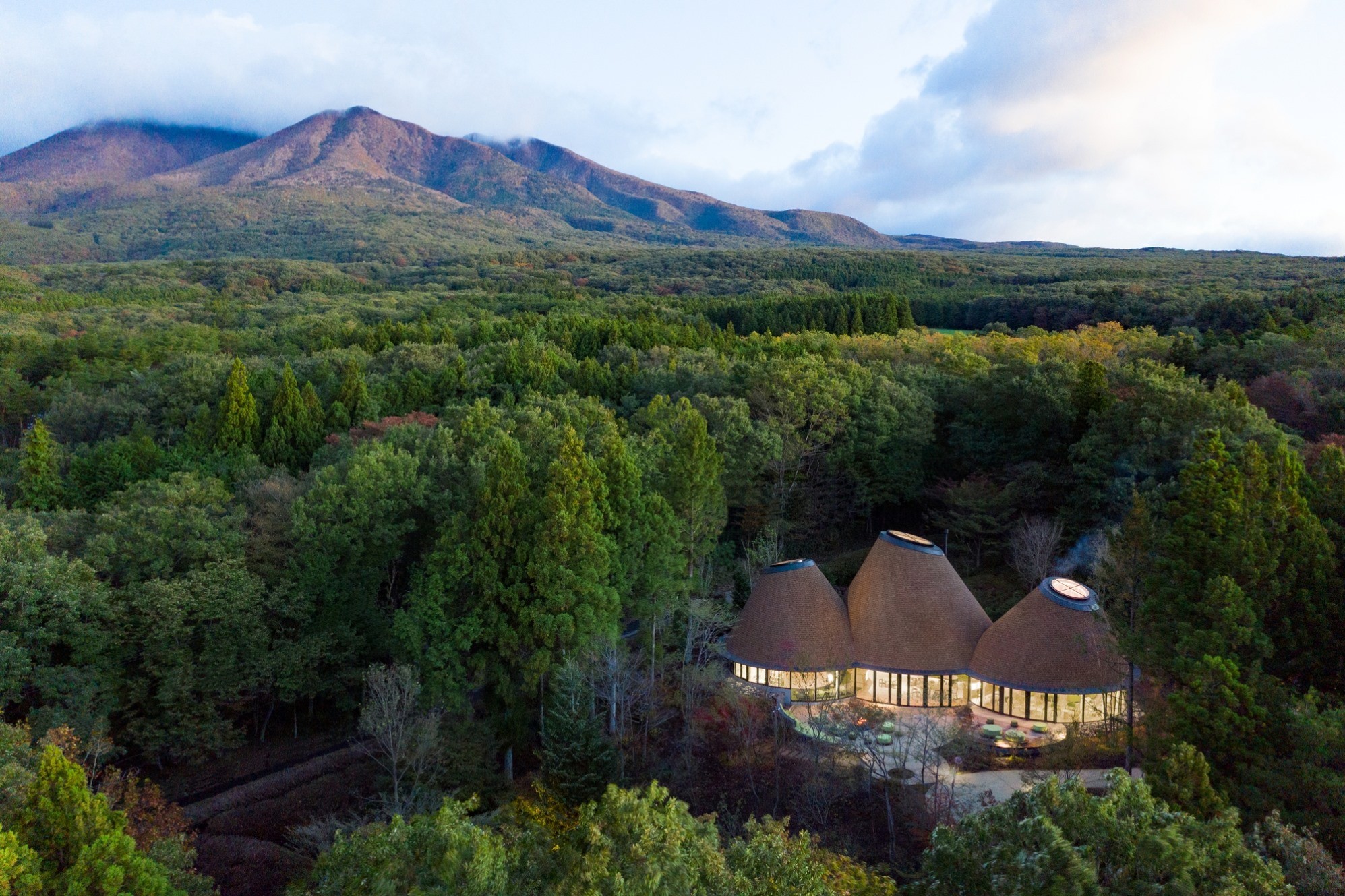 사진= 호시노 리조트 리조나레 나스의 포코포코 라운지 (c)Hoshino Resorts