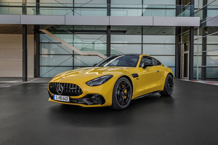 메르세데스-벤츠 '메르세데스-AMG GT 43'.
