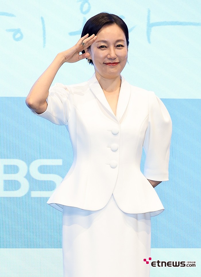 [ET포토] 진경, '우아한 인사'