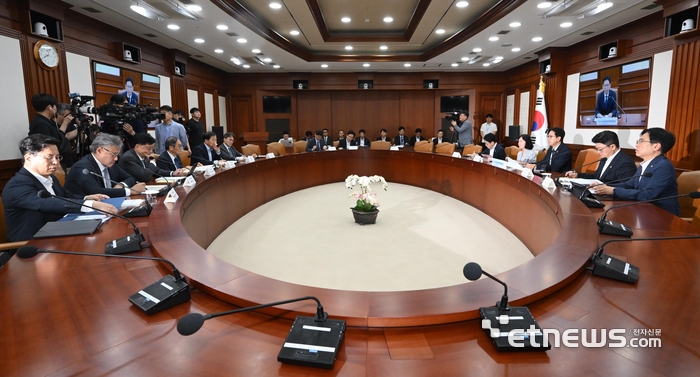 [포토] 제11회 과학기술관계장관회의