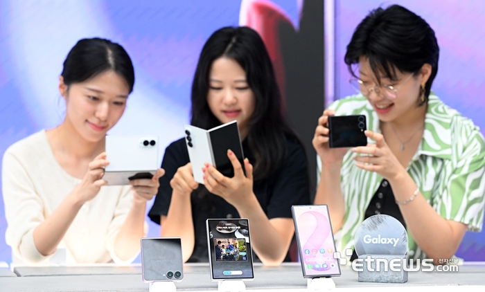 [포토] 갤럭시 폴드8 시리즈 공개