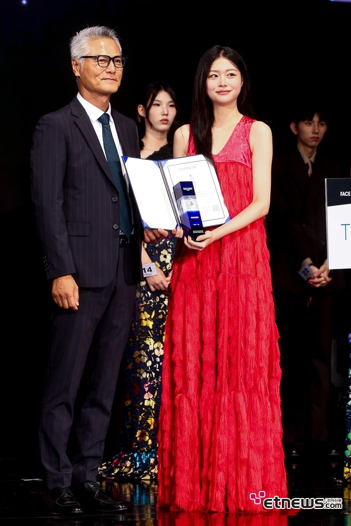 [ET포토] 이세희, '페이스오브코리아 위너에 선정'