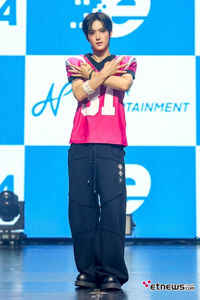 [ET포토] 누에라 기현, '듬직한 모습'