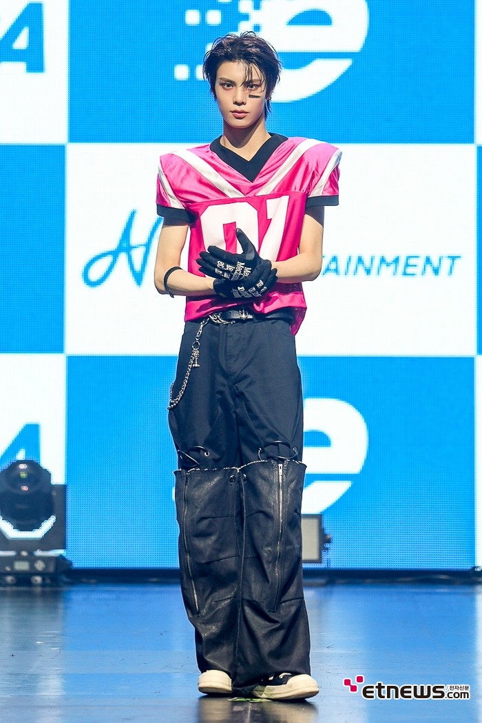 [ET포토] 누에라 판, '저돌적인 분위기로'