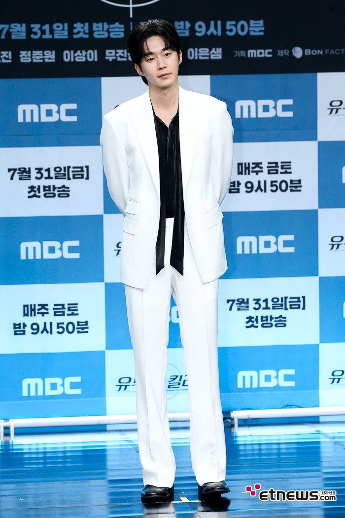 [ET포토] 무진성, '올백 신사'