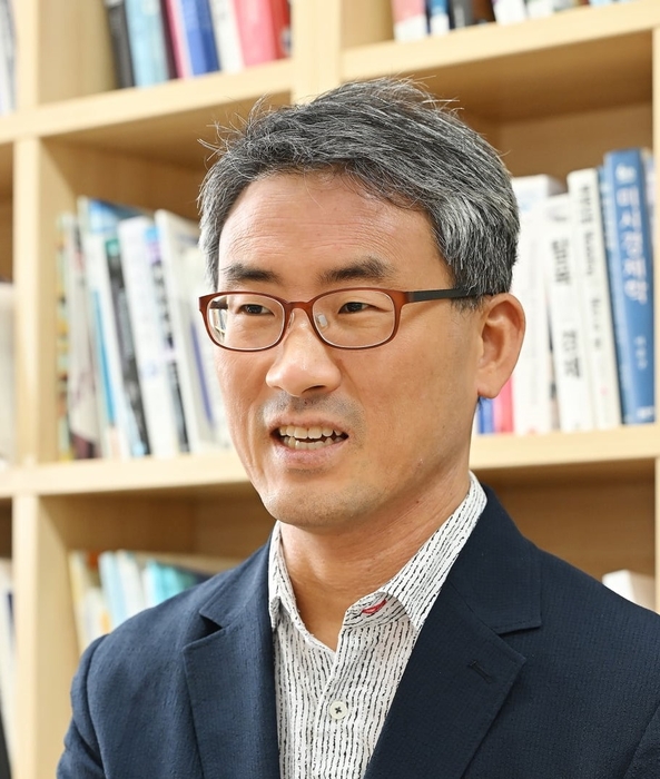 유종민 홍익대 경제학부 교수