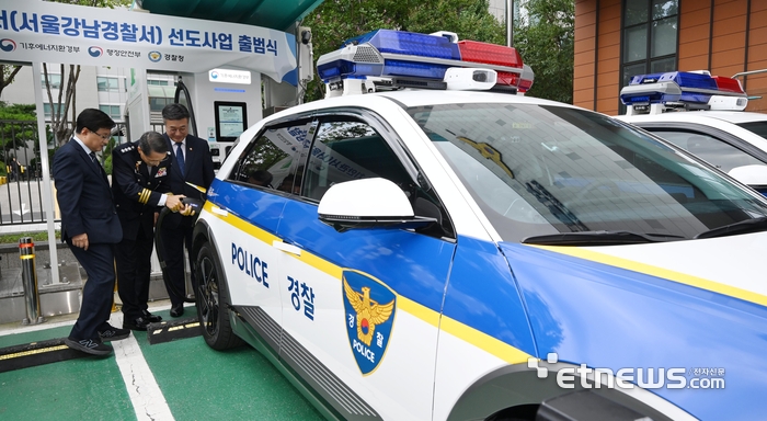 [포토] 친환경 경찰차 확대