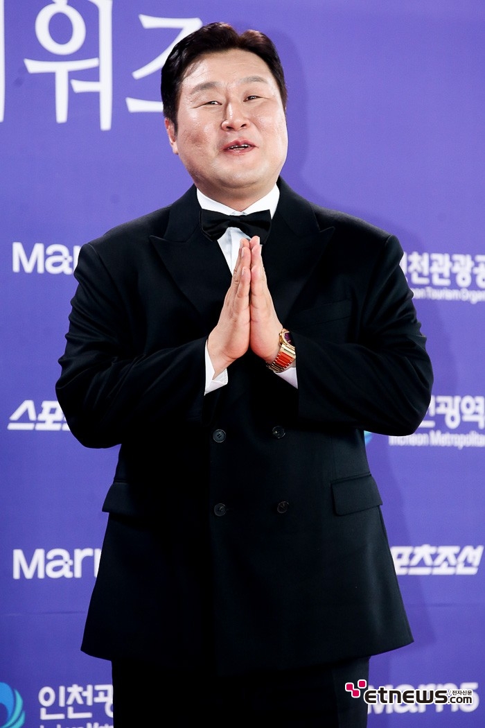 [ET포토] 윤경호, '독보적인 씬 스틸러'